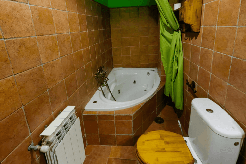 el bosque el planeta escondido bañera hidromasaje en segovia Hotel Rural en Segovia para Escapadas Románticas