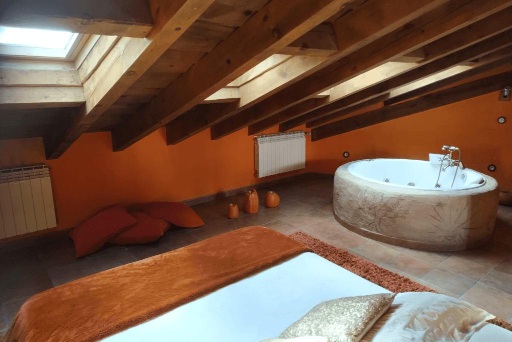 bañera hidromasaje en segovia Hotel Rural en Segovia para Escapadas Románticas
