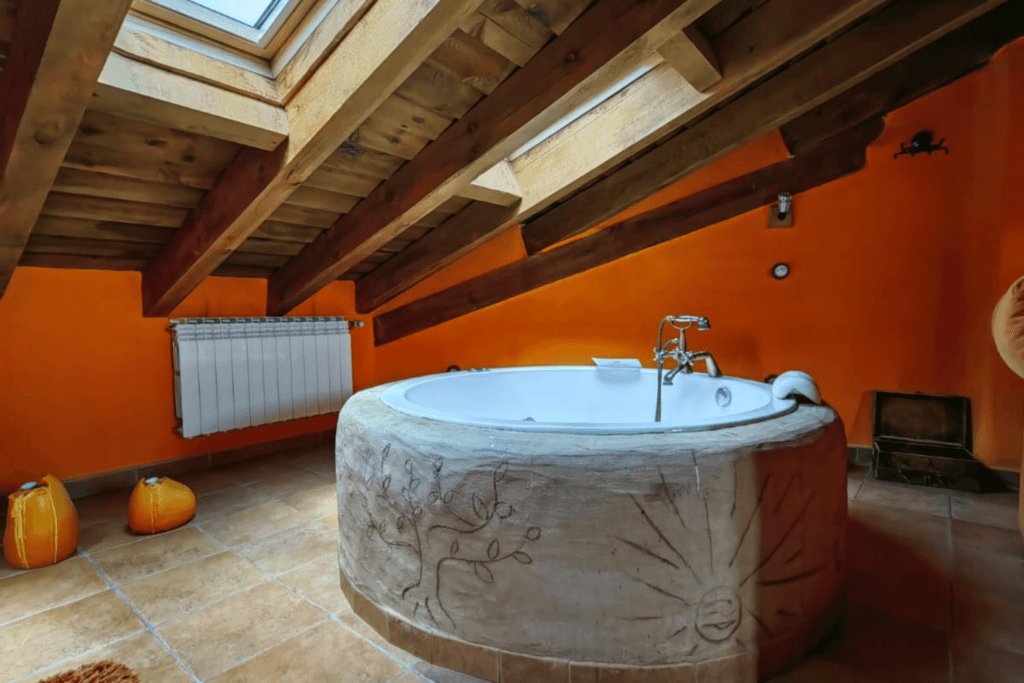 bañera hidromasaje en segovia Hotel Rural en Segovia para Escapadas Románticas