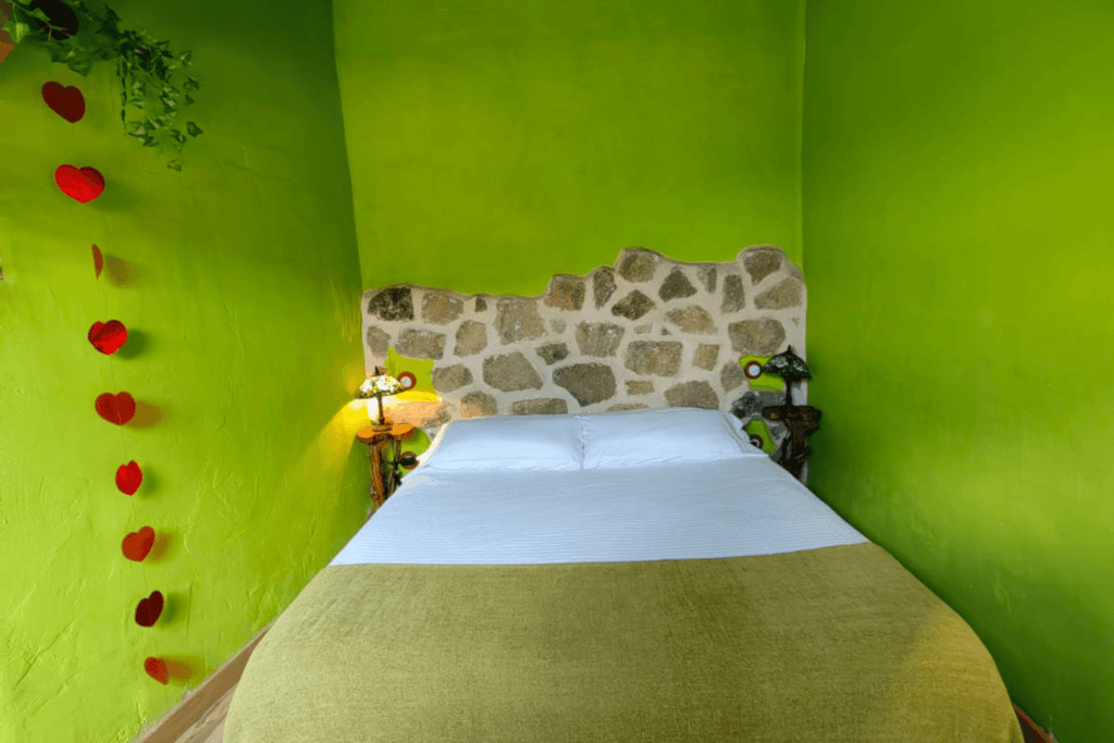 el bosque el planeta escondido bañera hidromasaje en segovia Hotel Rural en Segovia para Escapadas Románticas